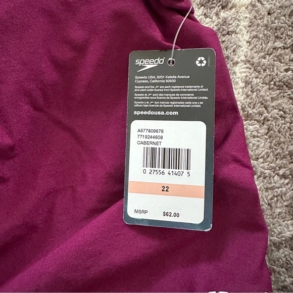 NWT Speedo Endurance One Piece Swimsuit Womens 22 - Picture 2 of 3